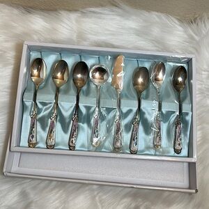 Grosvenor International Collection Silver Floral Spoon Collection